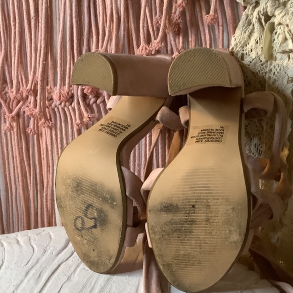 STEVE MADDEN “CHRISTEY” Soft Pink Suede Wrap Open Toe Heels Size 5.5 - Picture 6 of 9